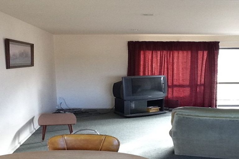 Photo of property in 49 Peverel Street, Riccarton, Christchurch, 8041