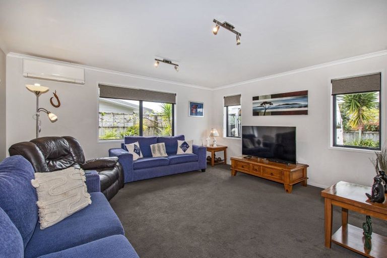 Photo of property in 90 Pebble Beach Boulevard, Te Kamo, Whangarei, 0112