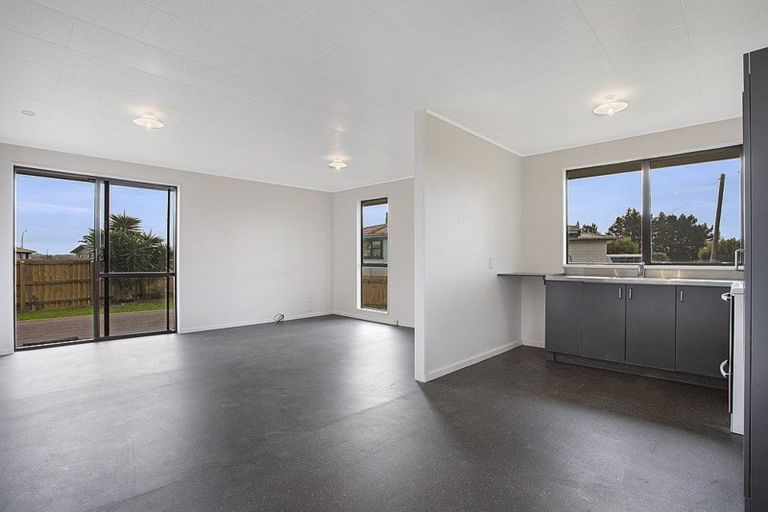 Photo of property in 19 Long Street, Awanui, 0483