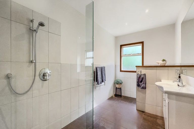 Photo of property in 22 Aileen Place, Whangamata, 3691