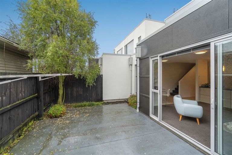 Photo of property in 2/670 Ferry Road, Woolston, Christchurch, 8023