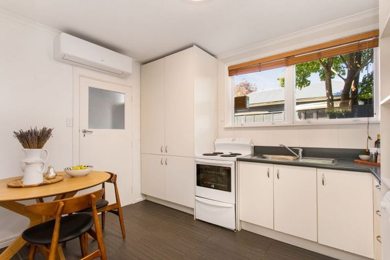 Photo of property in 2/78 Holly Road, St Albans, Christchurch, 8014