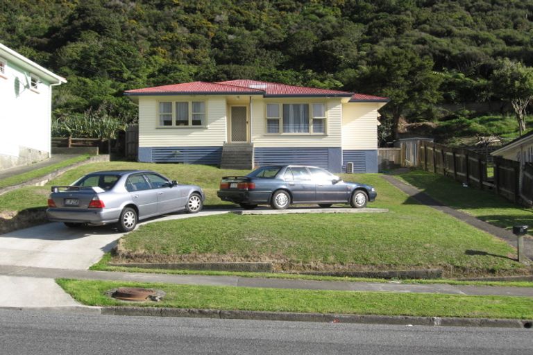 Photo of property in 49 Judd Crescent, Naenae, Lower Hutt, 5011
