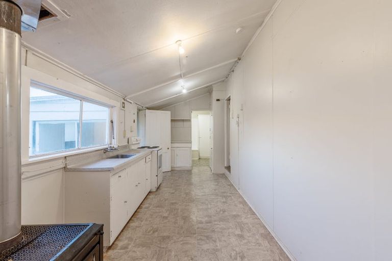Photo of property in 5 Collins Street, Waipawa, 4210