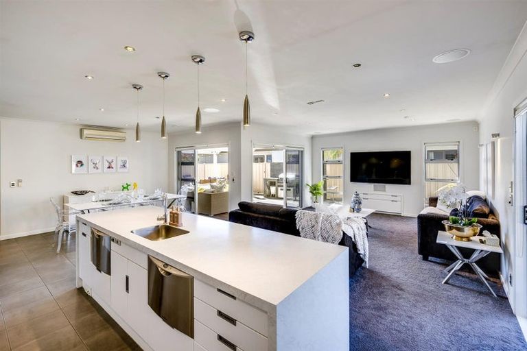 Photo of property in 21 Tasman Drive, Poraiti, Napier, 4112
