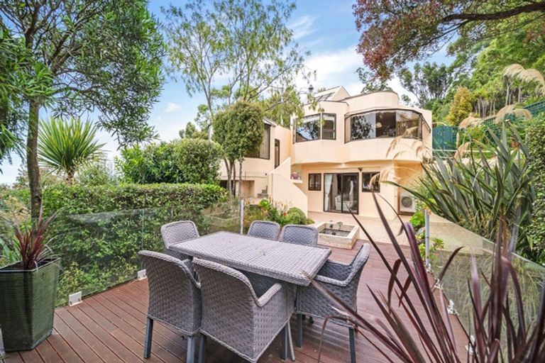 Photo of property in 16 Slade Street, Oamaru North, Oamaru, 9400