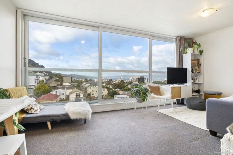 Photo of property in 24u6 Patanga Crescent, Thorndon, Wellington, 6011
