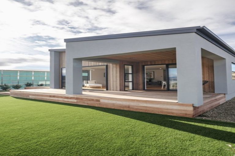 Photo of property in 9 Landsborough Lane, Wanaka, 9305