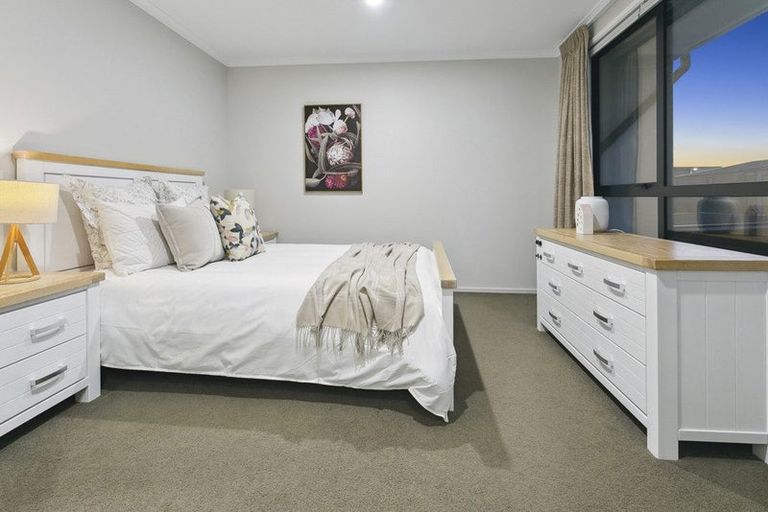 Photo of property in 12 Rangihina Road, Hobsonville, Auckland, 0616