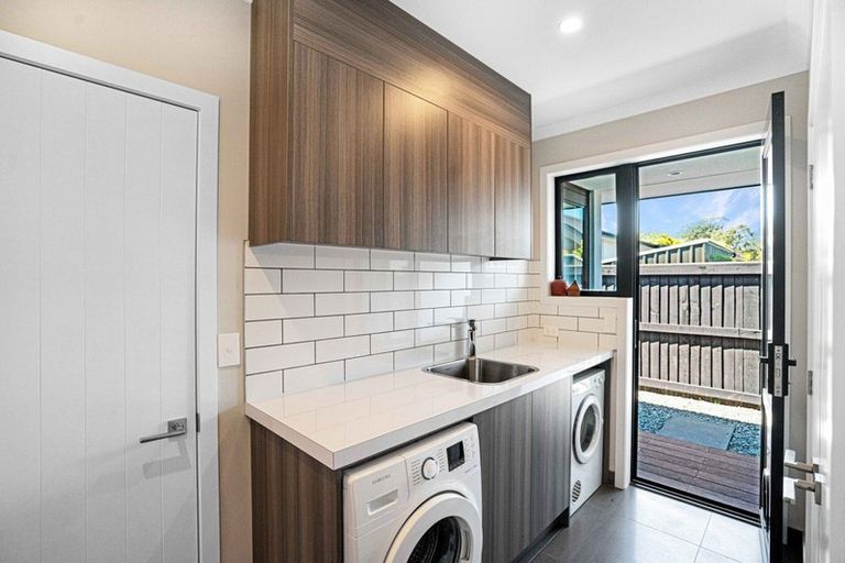 Photo of property in 15 Dollar Place, Prebbleton, 7604