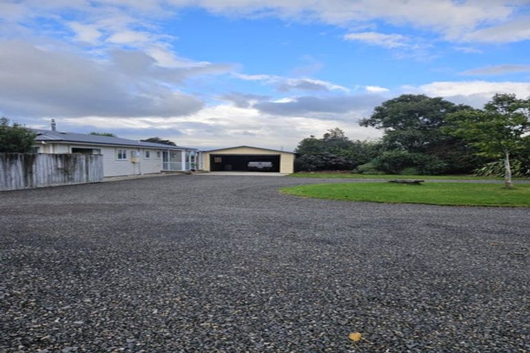 Photo of property in 74 Woodside Road, Woodside, Outram, 9073