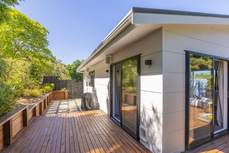 Photo of property in 69 Golf Road, Paraparaumu Beach, Paraparaumu, 5032