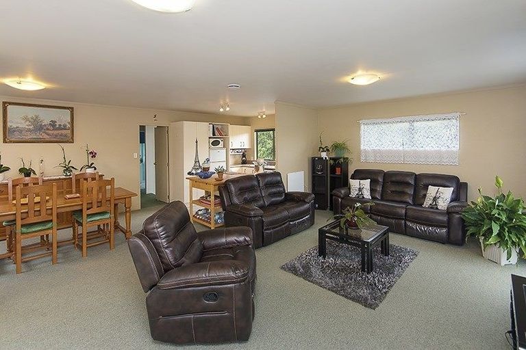 Photo of property in 16b Rossiter Avenue, Waiuku, 2123