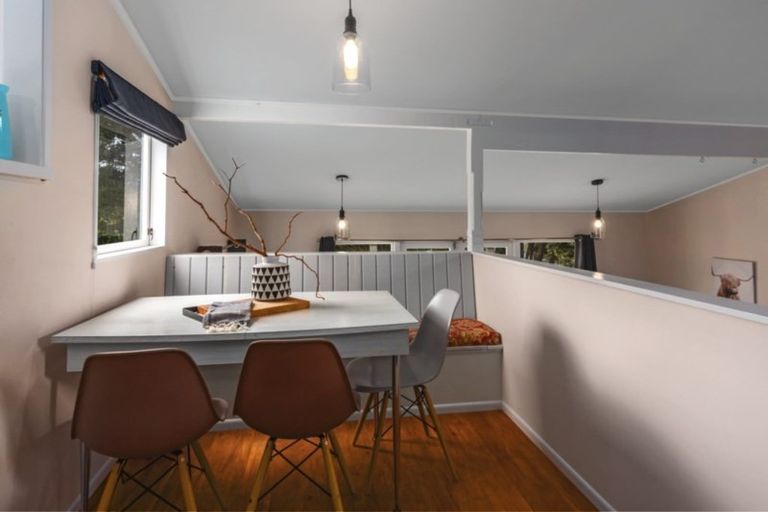 Photo of property in 52 Hicks Close, Whitby, Porirua, 5024