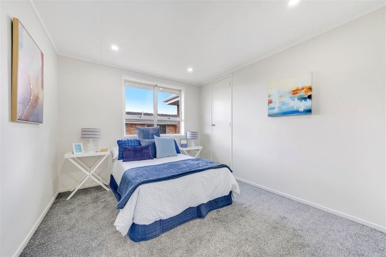 Photo of property in 68 Old Wairoa Road, Papakura, 2110