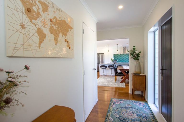 Photo of property in 36 Trelawny Terrace, Grenada Village, Wellington, 6037