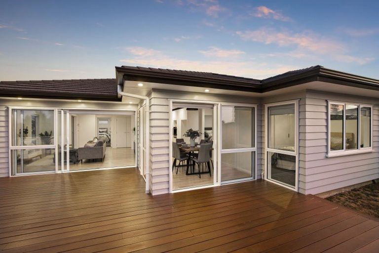 Photo of property in 13 O Ruamano Crescent, Pukekohe, 2120