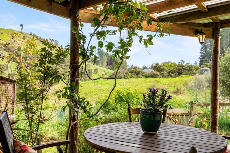 Photo of property in 431 Apley Road, Puketapu, Napier, 4184