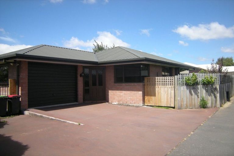 Photo of property in 2/20a Tainui Street, Somerfield, Christchurch, 8024