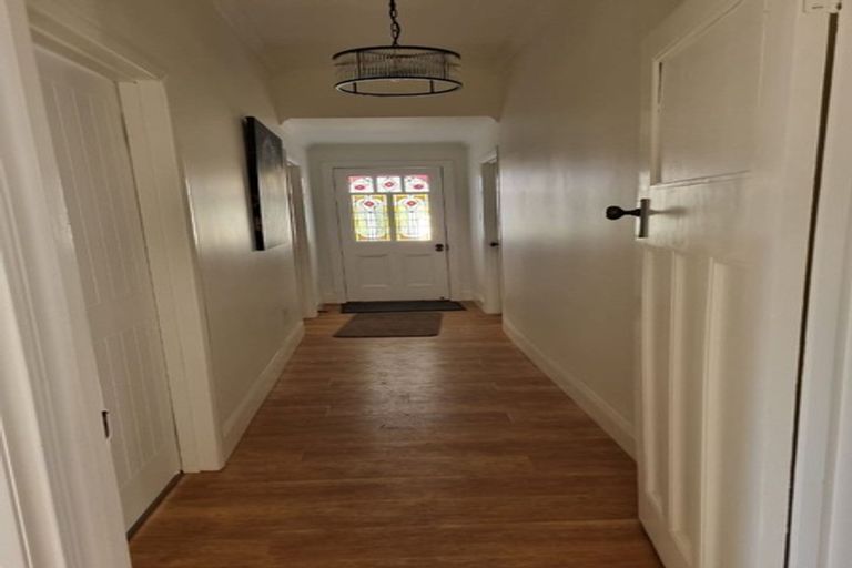 Photo of property in 44 Jellicoe Street, Greytown, 5712