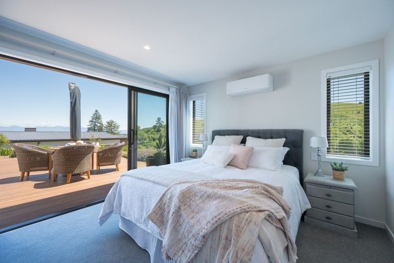 Photo of property in 18 Hill Tops Way, Stoke, Nelson, 7011