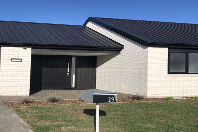 Photo of property in 29 Lucca Crescent, Rolleston, 7615