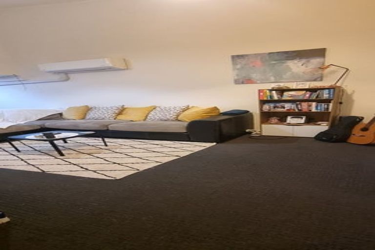 Photo of property in 8/408 The Esplanade, Island Bay, Wellington, 6023