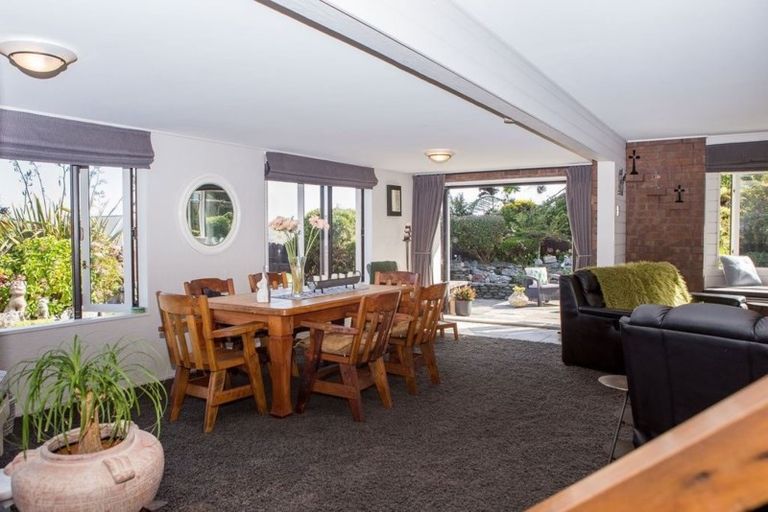 Photo of property in 112 Main Road South, Karoro, Greymouth, 7805