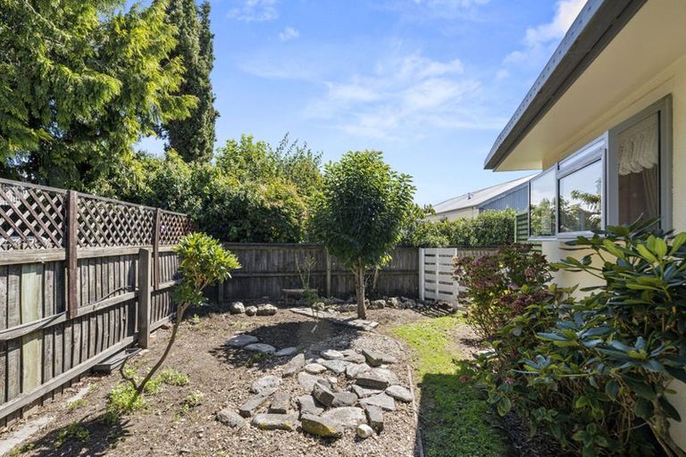 Photo of property in 16 Gilbert Street, Amberley, 7410