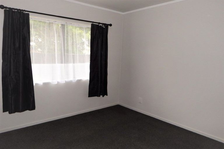 Photo of property in 19 Vera Street, Marton, 4710