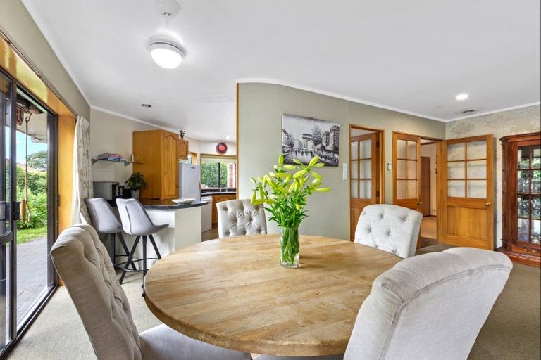 Photo of property in 24 Maygrove Drive, Orewa, 0931