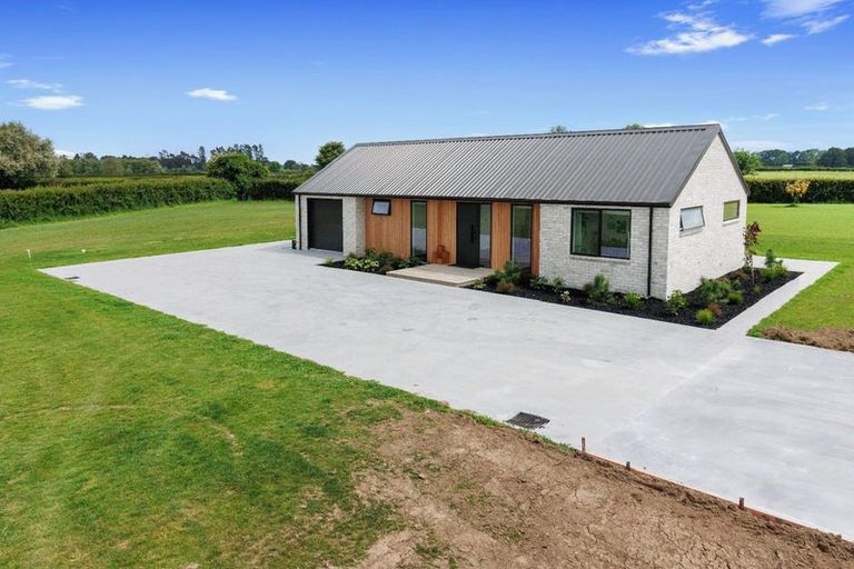 Photo of property in 15 Millpark Lane, Matangi, 3287