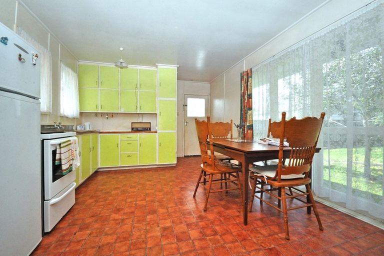 Photo of property in 1 Totara Street, Waiuku, 2123