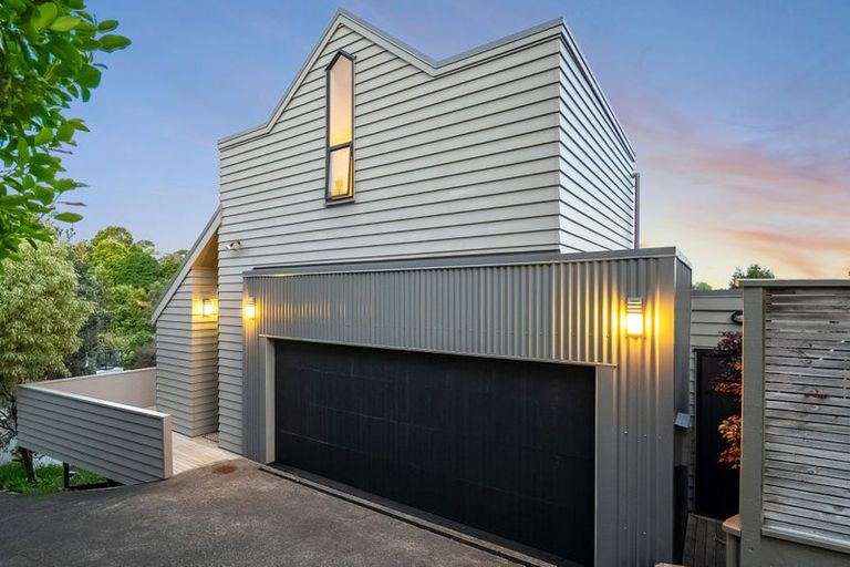 Photo of property in 1/20a Rawene Road, Birkenhead, Auckland, 0626