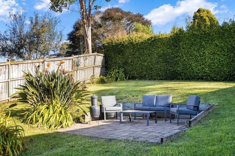 Photo of property in 39 Japonica Drive, Beach Haven, Auckland, 0626