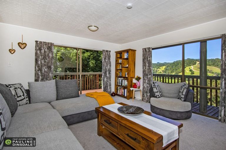 Photo of property in 35 Commins Road, Onerahi, Whangarei, 0110