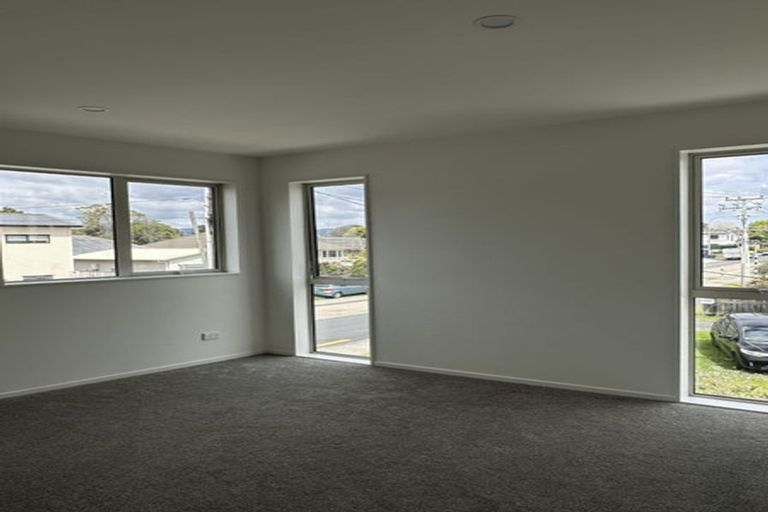 Photo of property in 20 Edwards Avenue, Henderson, Auckland, 0610