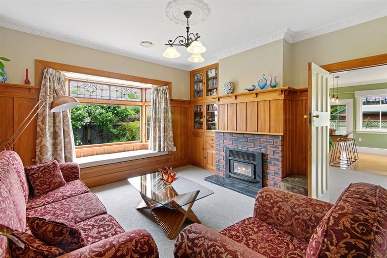 Photo of property in 173 Centaurus Road, Saint Martins, Christchurch, 8022