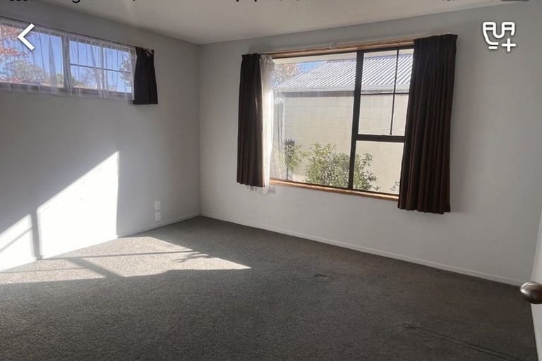 Photo of property in 32 Karnak Crescent, Russley, Christchurch, 8042