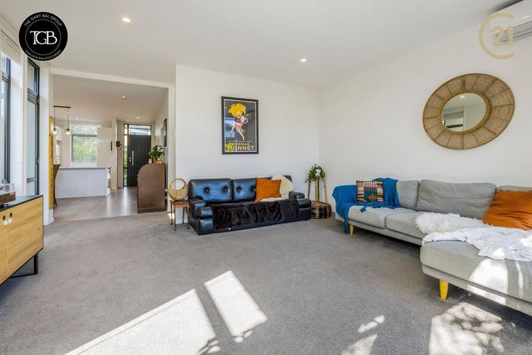 Photo of property in 17 Courage Road, Papakura, 2110