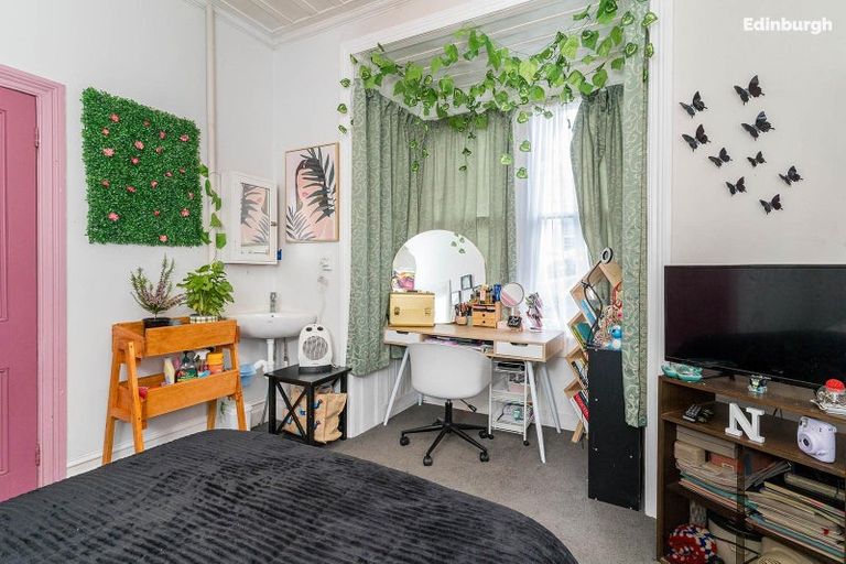 Photo of property in 1 Haddon Place, Dunedin Central, Dunedin, 9016