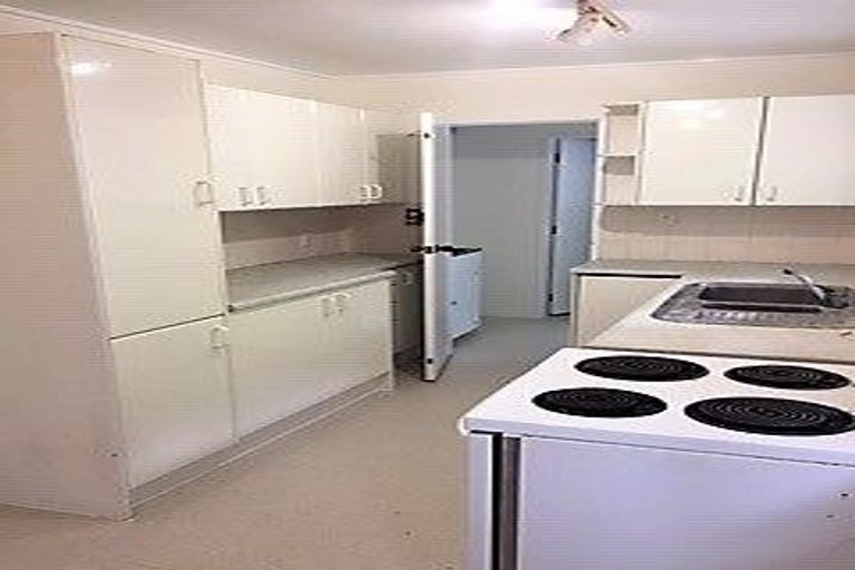 Photo of property in 11/75u Delhi Crescent, Khandallah, Wellington, 6035