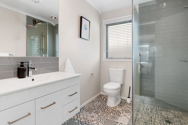 Photo of property in 10 Kamokore Glade, Pyes Pa, Tauranga, 3112