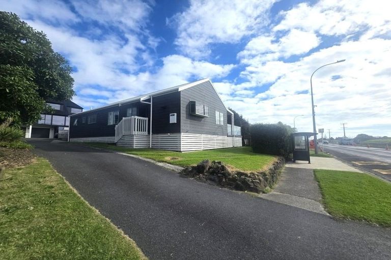 Photo of property in 1012 Papamoa Beach Road, Papamoa Beach, Papamoa, 3118