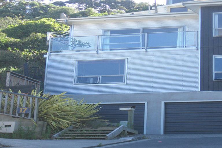 Photo of property in 19 Kopiko Way, Brooklyn, Wellington, 6021