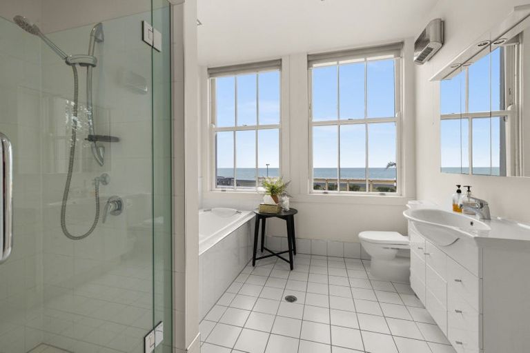 Photo of property in 4/1 Emerson Street, Napier South, Napier, 4110