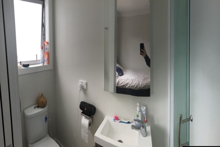 Photo of property in 20u4 Tawa Terrace, Tawa, Wellington, 5028