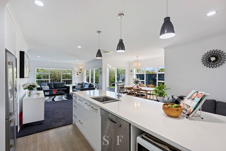 Photo of property in 12 Matuhi Street, Waikanae, 5036