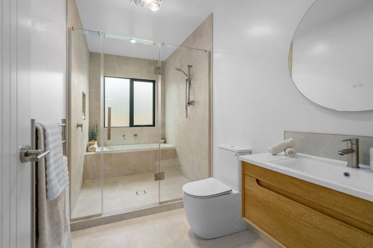Photo of property in 9b Bourke Drive, Cambridge, 3434