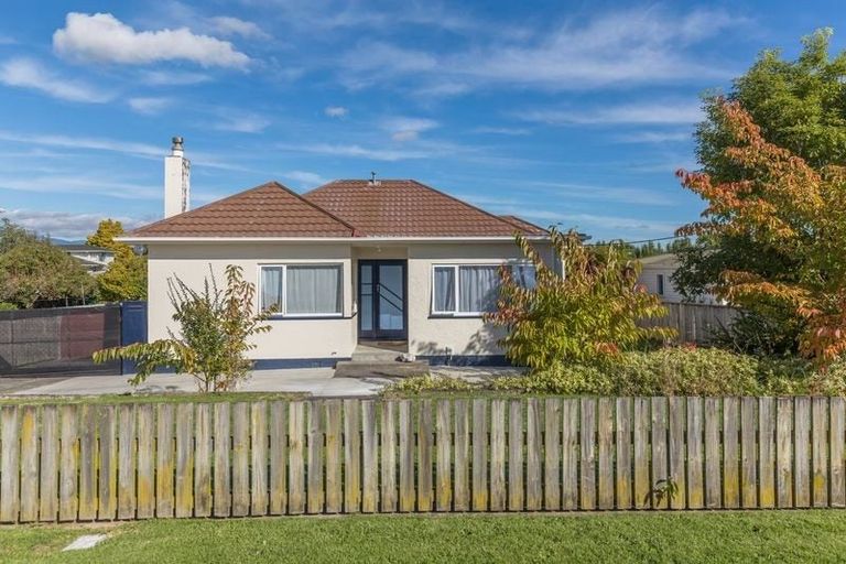 Photo of property in 29 Graham Street, Levin, 5510